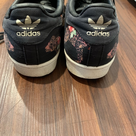 used adidas Originals Superstar Oncada Women's - Picture 3 of 4